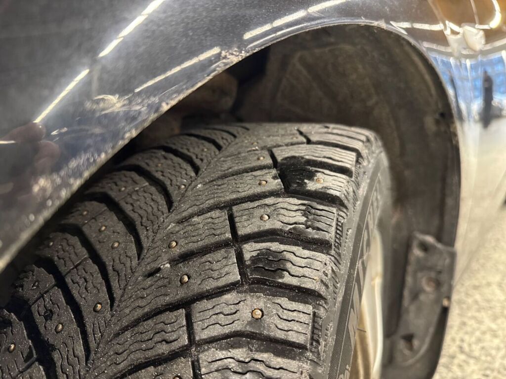 Opel Astra 2012 Musta