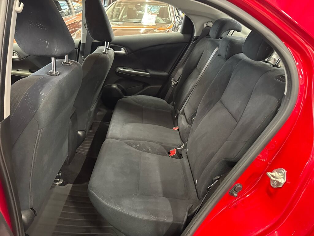 Honda Civic 2012 Punainen