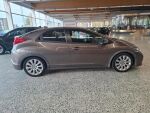 Honda Civic 2012 Valkoinen