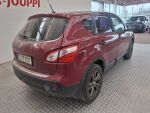 Nissan Qashqai 2012 Punainen