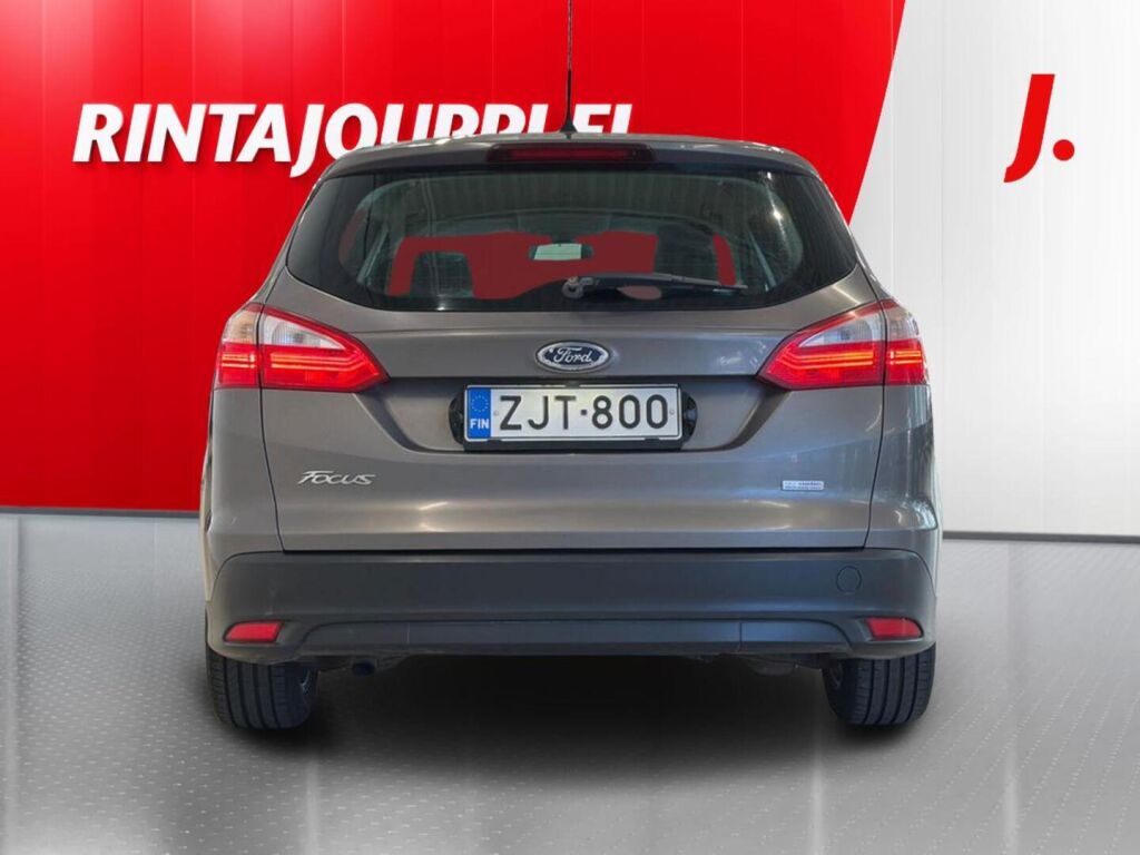 Ford Focus 2012, photo 6/20