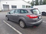 Ford Focus 2012 Ruskea (beige)