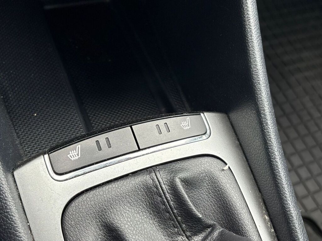 Kia Rio 2013 Ruskea (beige)