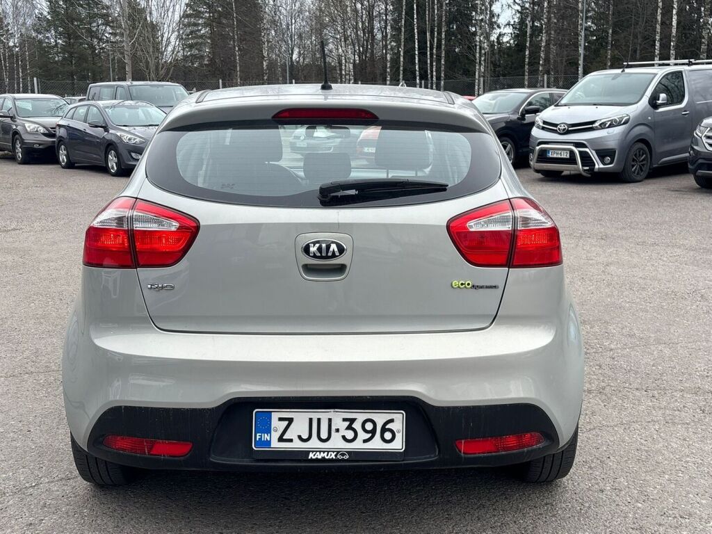 Kia Rio 2013 Ruskea (beige)