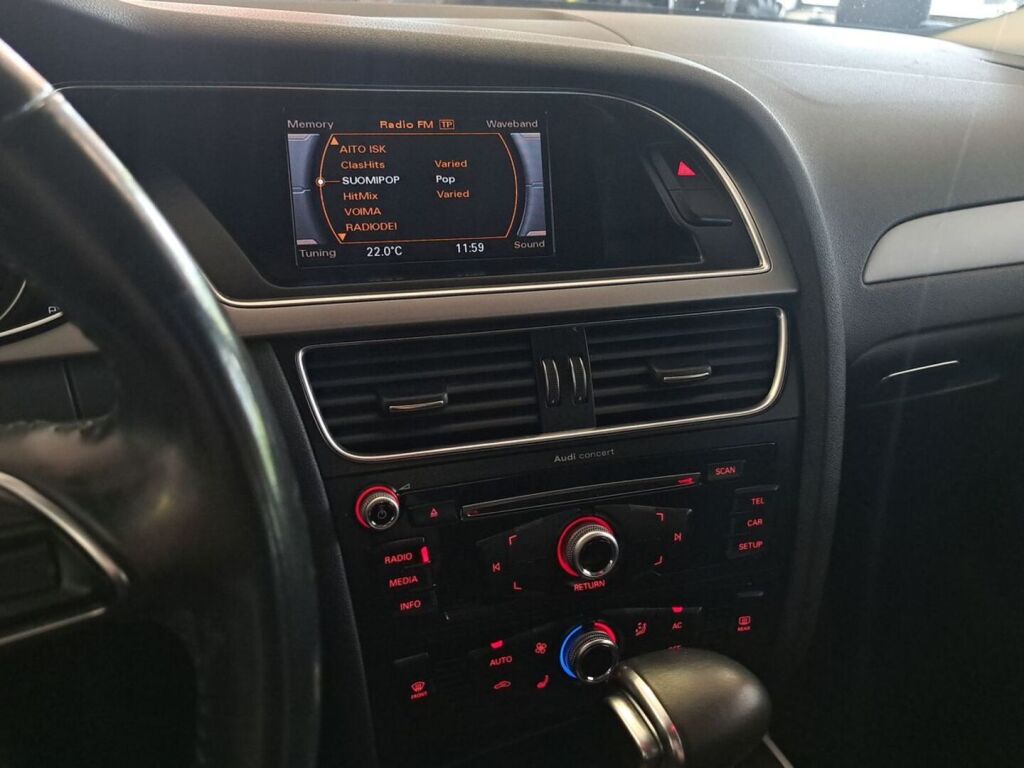 Audi A4 2013 Musta