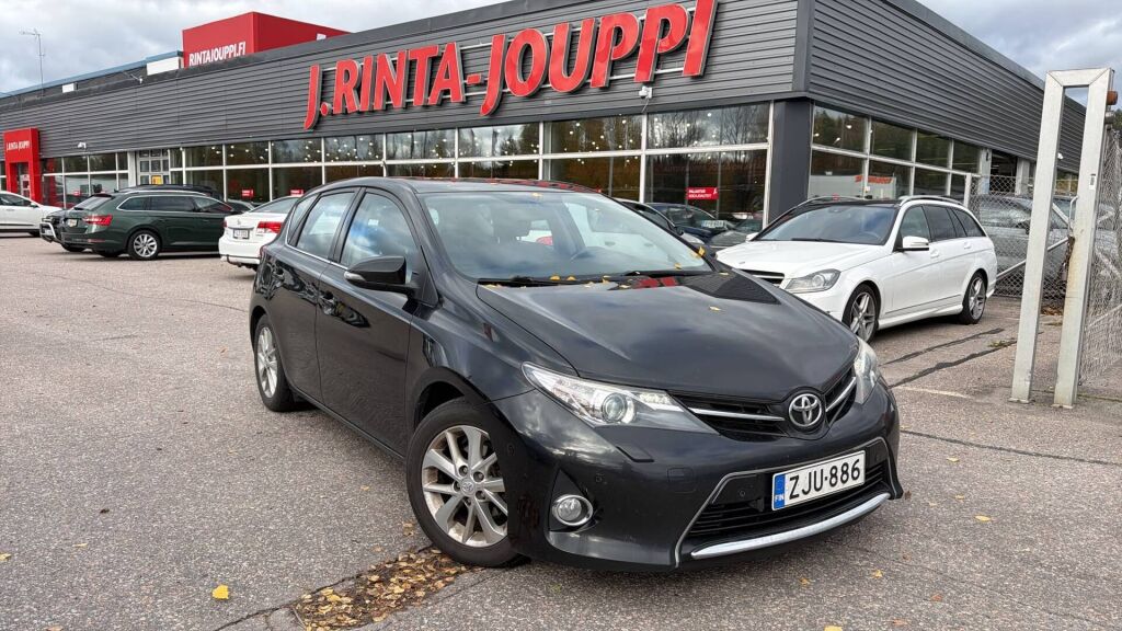Toyota Auris 2013 Musta