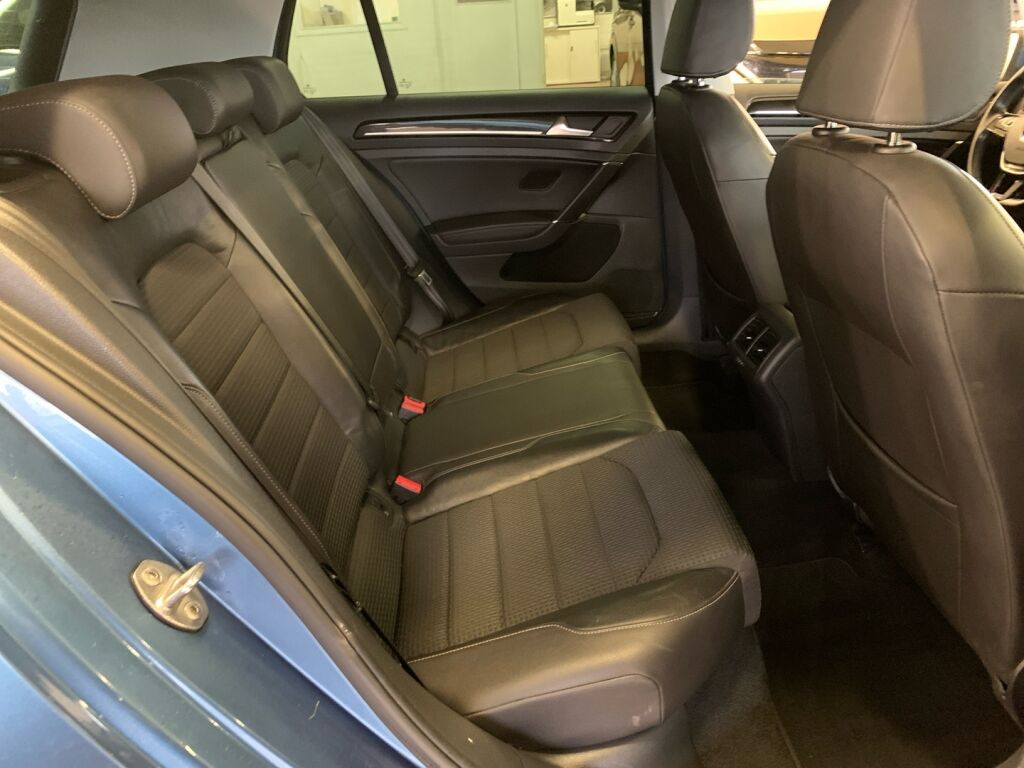 Volkswagen Golf 2013 Sininen