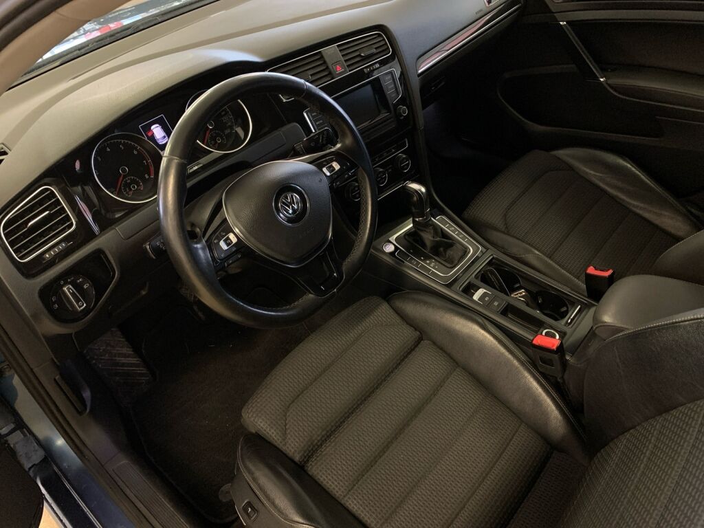 Volkswagen Golf 2013 Sininen