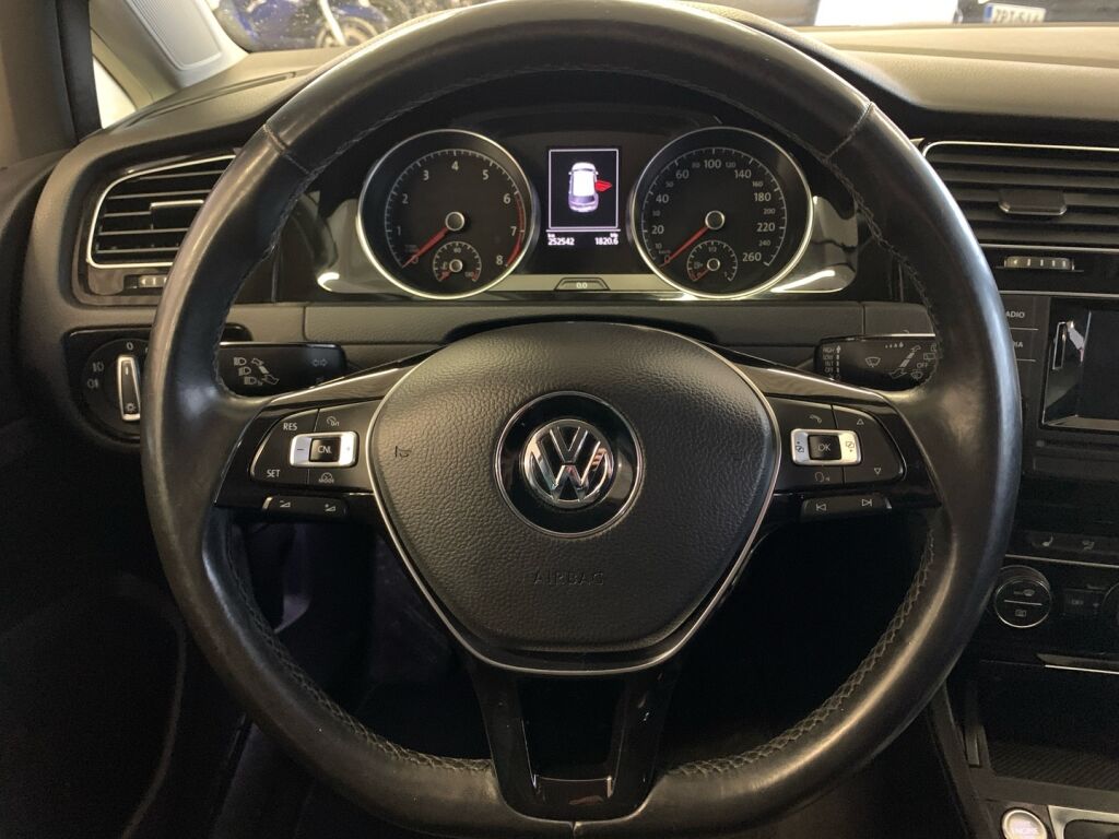 Volkswagen Golf 2013 Sininen