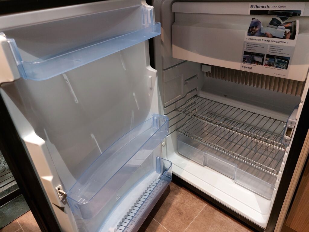 Bürstner Nexxo T569 2013 Ruskea (beige)