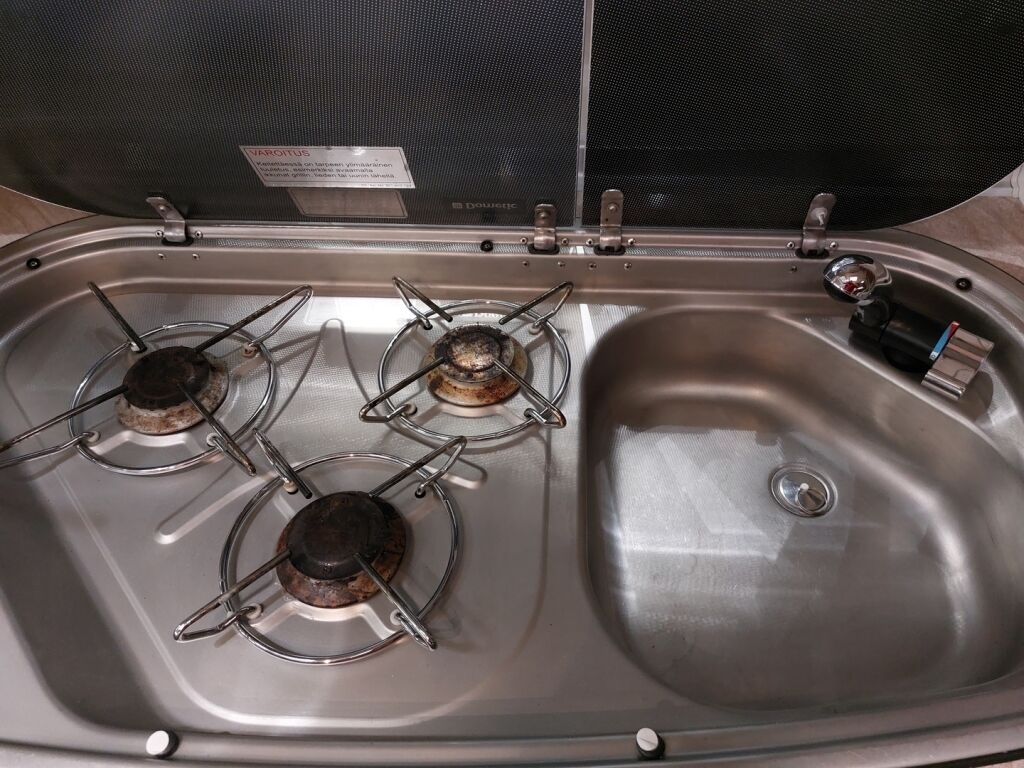 Bürstner Nexxo T569 2013 Ruskea (beige)