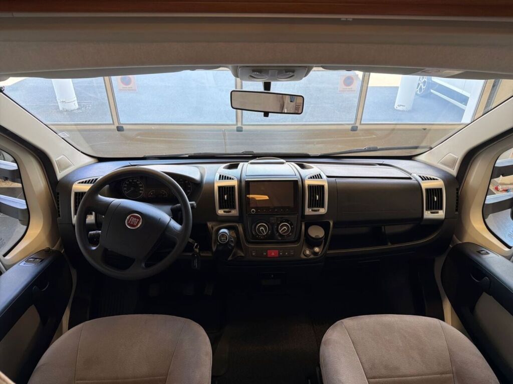 Kabe Travelmaster 750 2013 Valkoinen