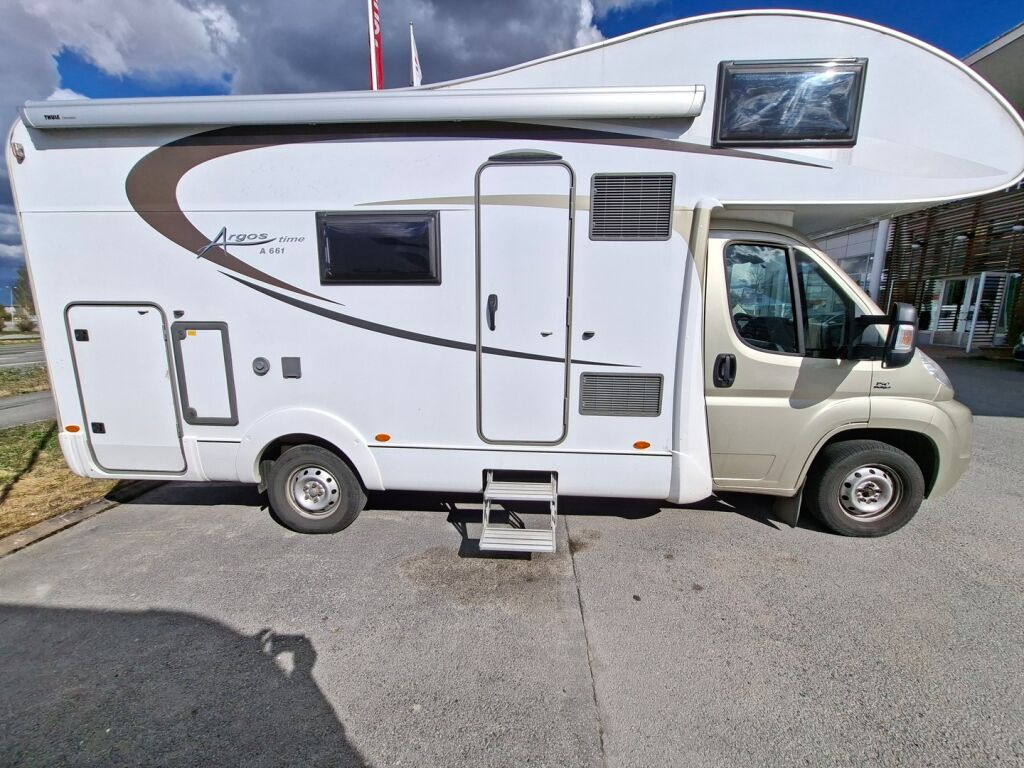 Bürstner ARGOS A 661 2013 Valkoinen