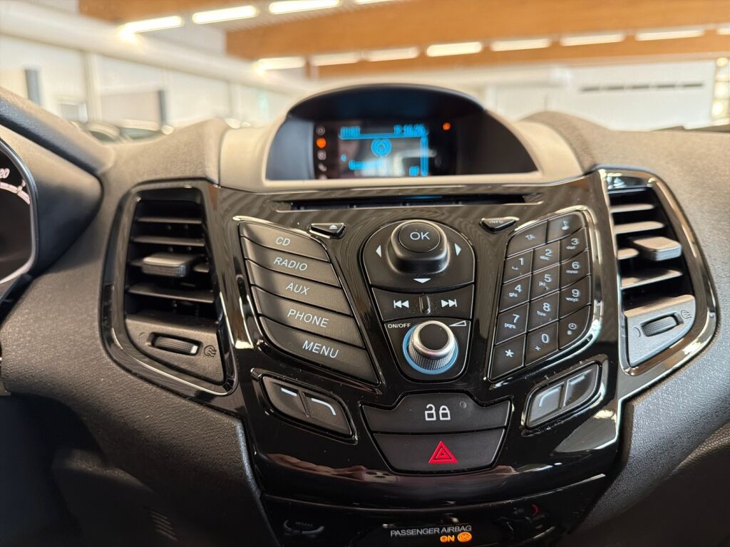 Ford Fiesta 2013 Harmaa