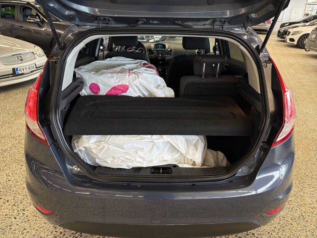 Ford Fiesta 2013 Harmaa