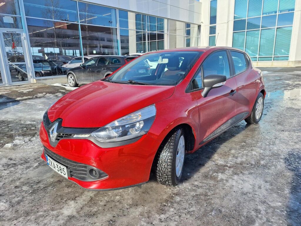 Renault Clio 2013 Punainen