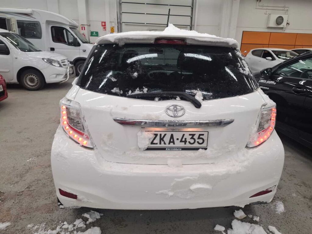 Toyota Yaris 2013 Valkoinen