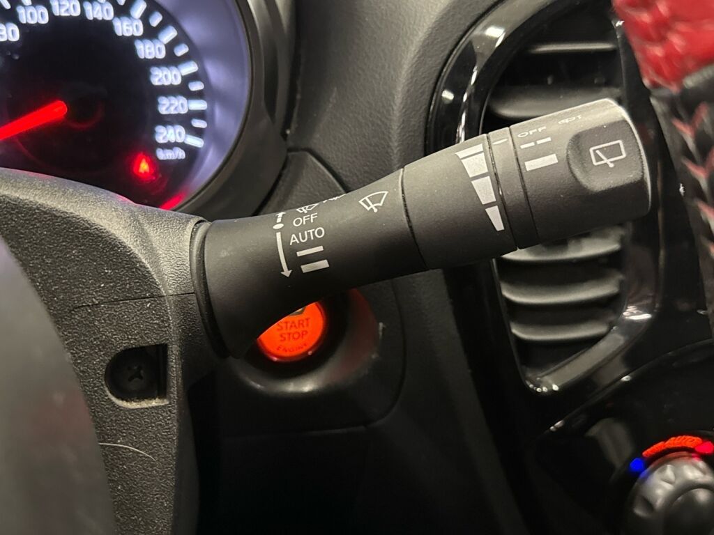 Nissan Juke 2013 Valkoinen