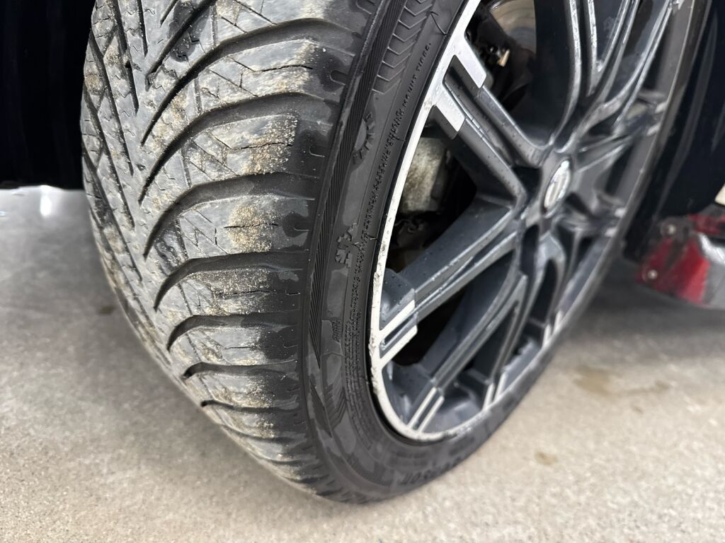 Nissan Juke 2013 Valkoinen