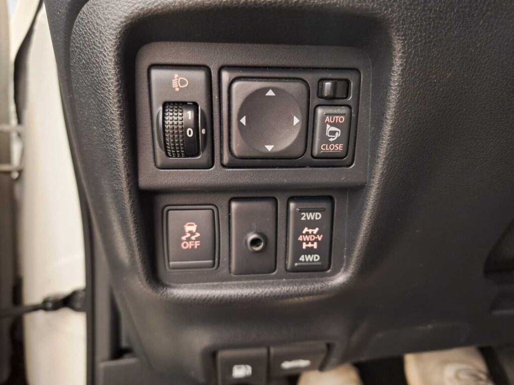 Nissan Juke 2013 Valkoinen