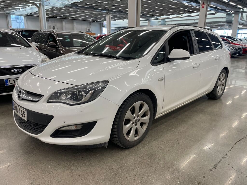 Opel Astra 2013 Valkoinen