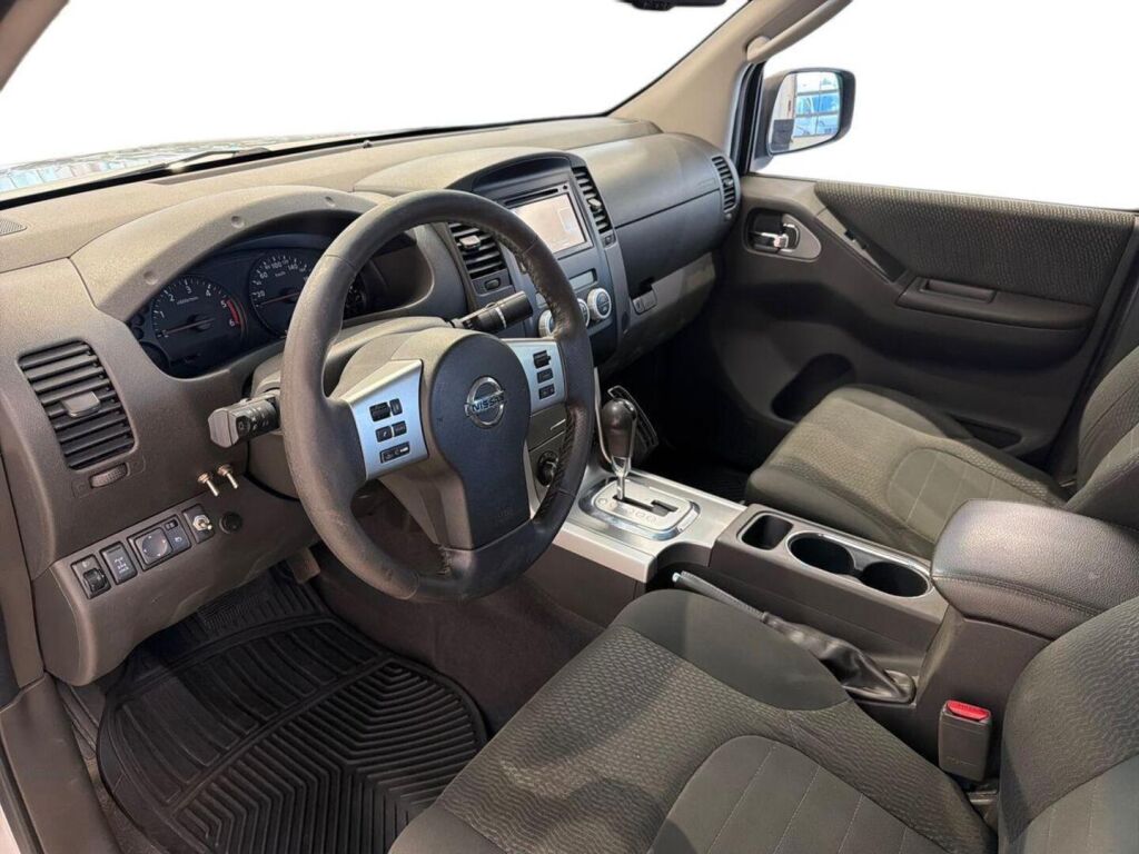 Nissan Navara 2013 Hopea