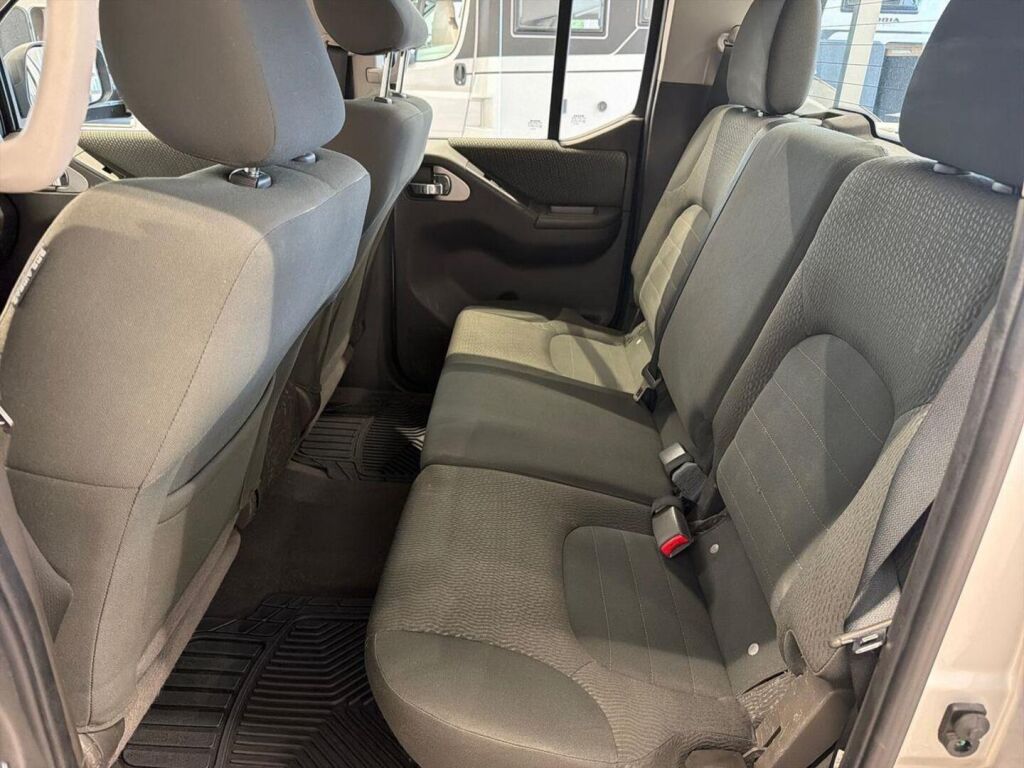 Nissan Navara 2013 Hopea