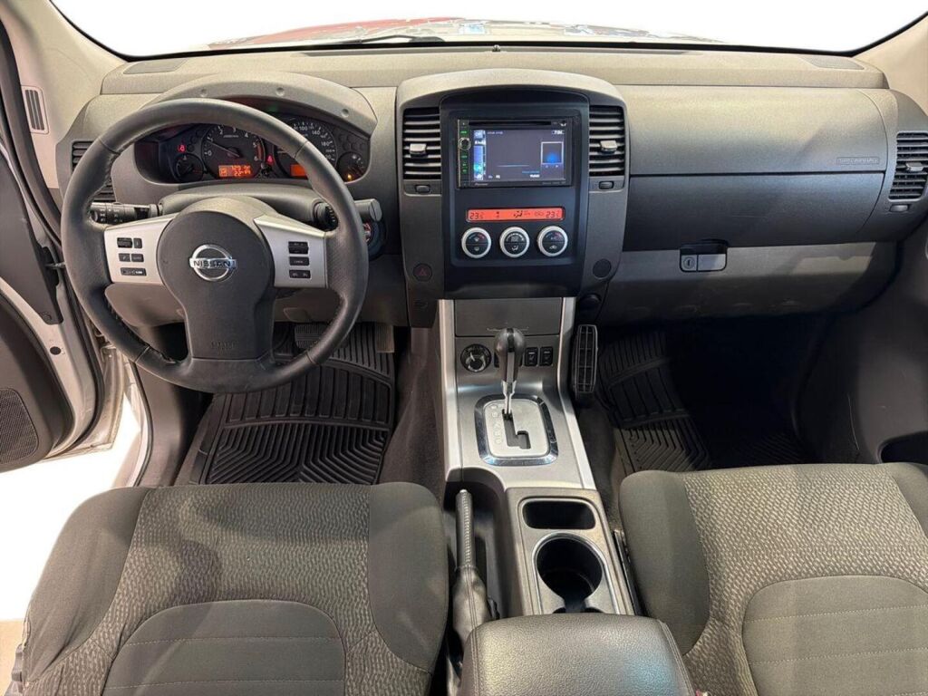 Nissan Navara 2013 Hopea