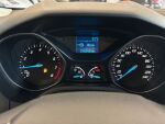 Ford Focus 2014 Ruskea (beige)