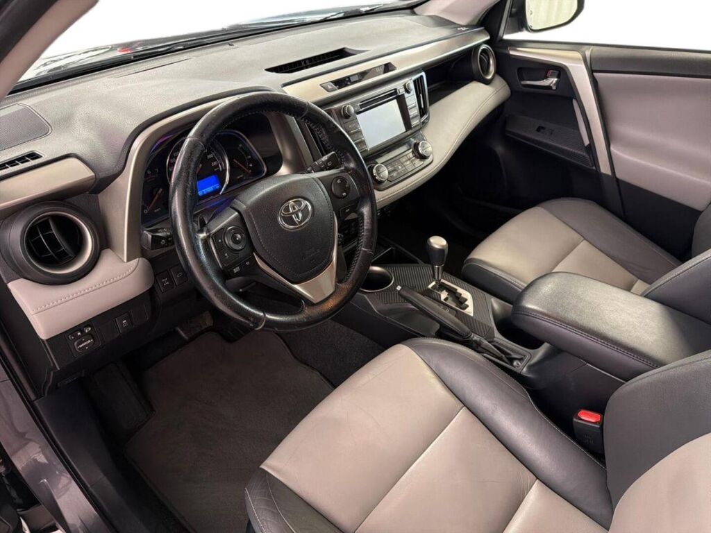 Toyota RAV4 2014 Harmaa
