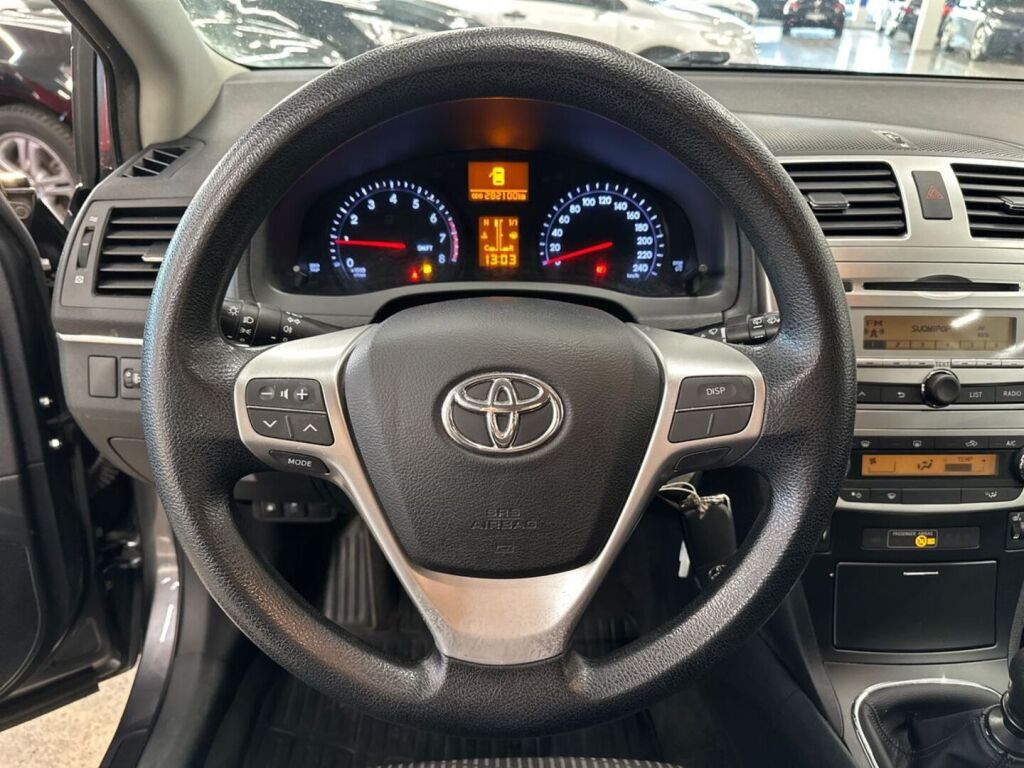 Toyota Avensis 2014 Harmaa