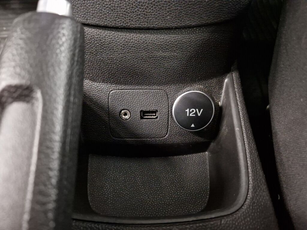 Ford Fiesta 2014 Sininen