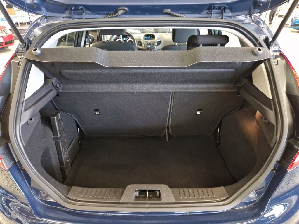 Ford Fiesta 2014 Sininen