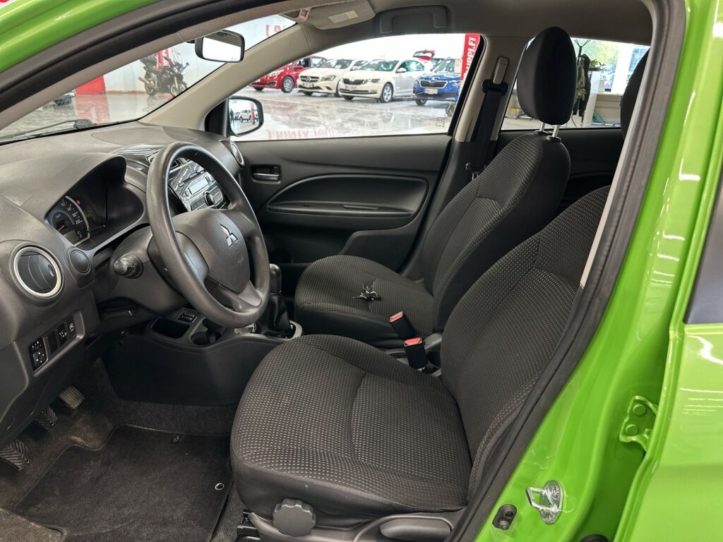 Mitsubishi Space Star 2015 Vihreä