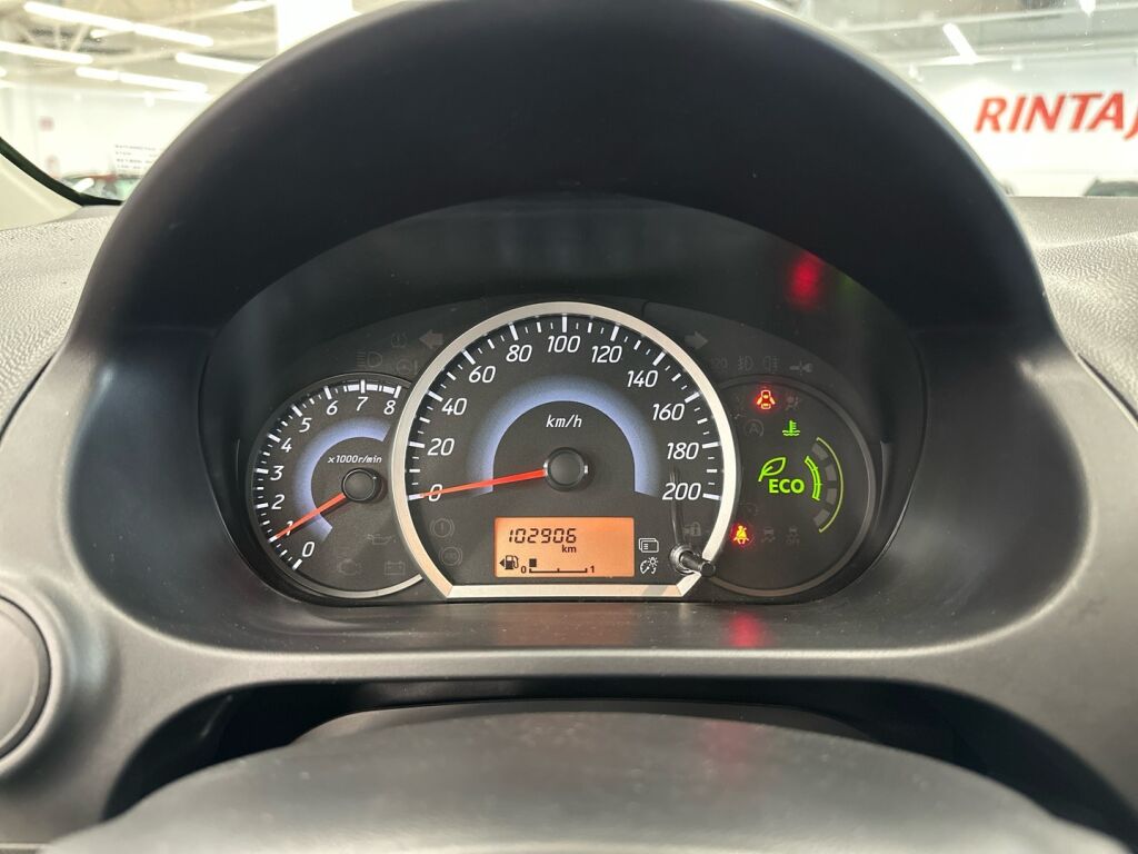 Mitsubishi Space Star 2015 Vihreä