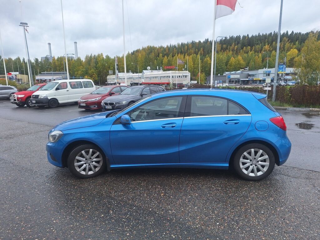 Mercedes-Benz A 2014 Sininen