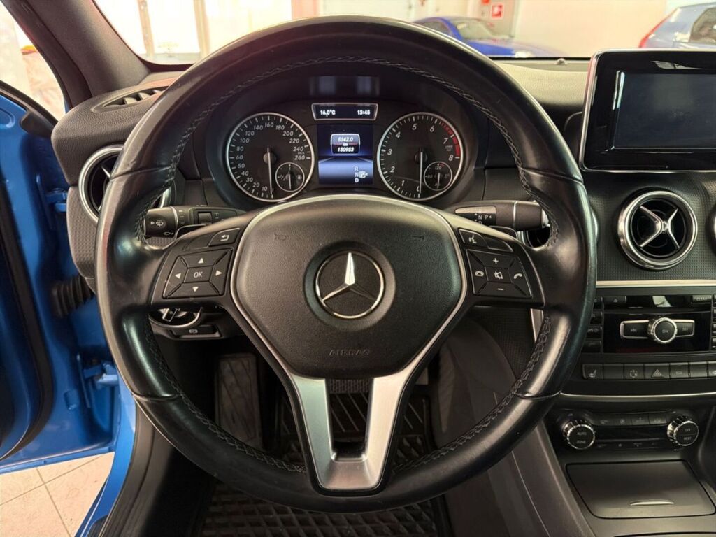 Mercedes-Benz A 2014 Sininen