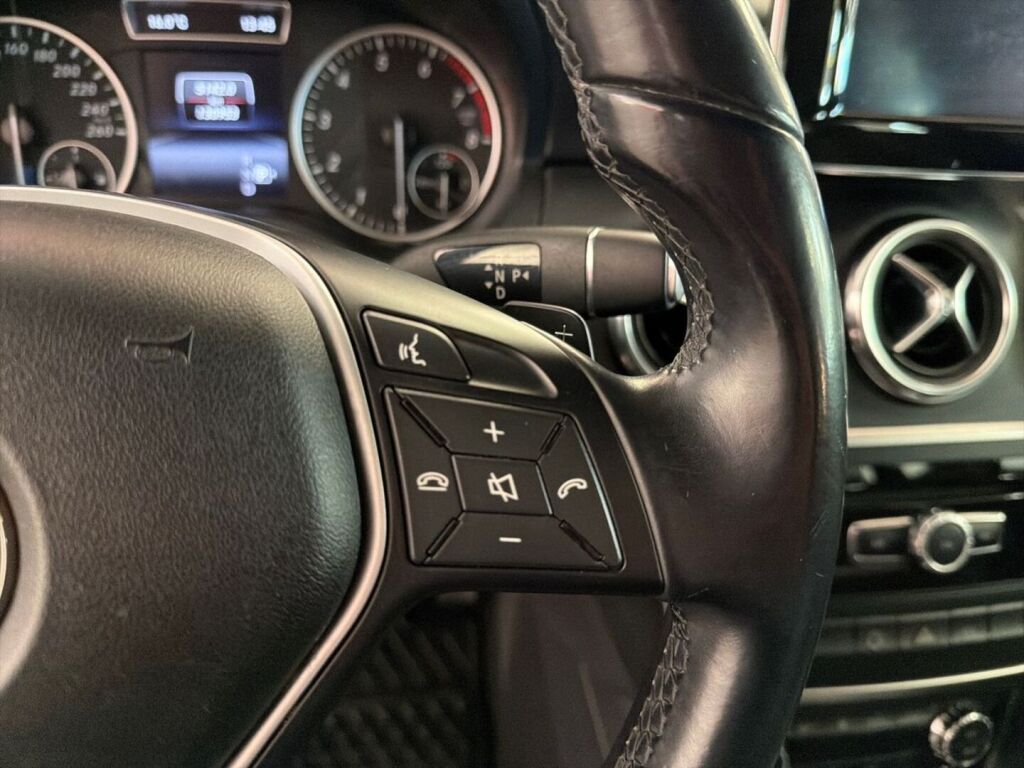 Mercedes-Benz A 2014 Sininen
