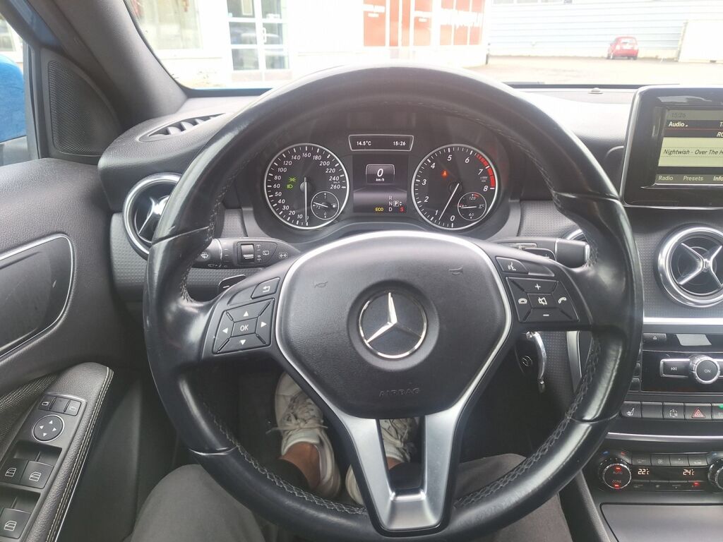 Mercedes-Benz A 2014 Sininen
