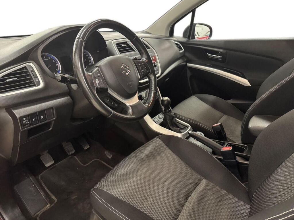 Suzuki SX4 S-Cross 2014 Punainen
