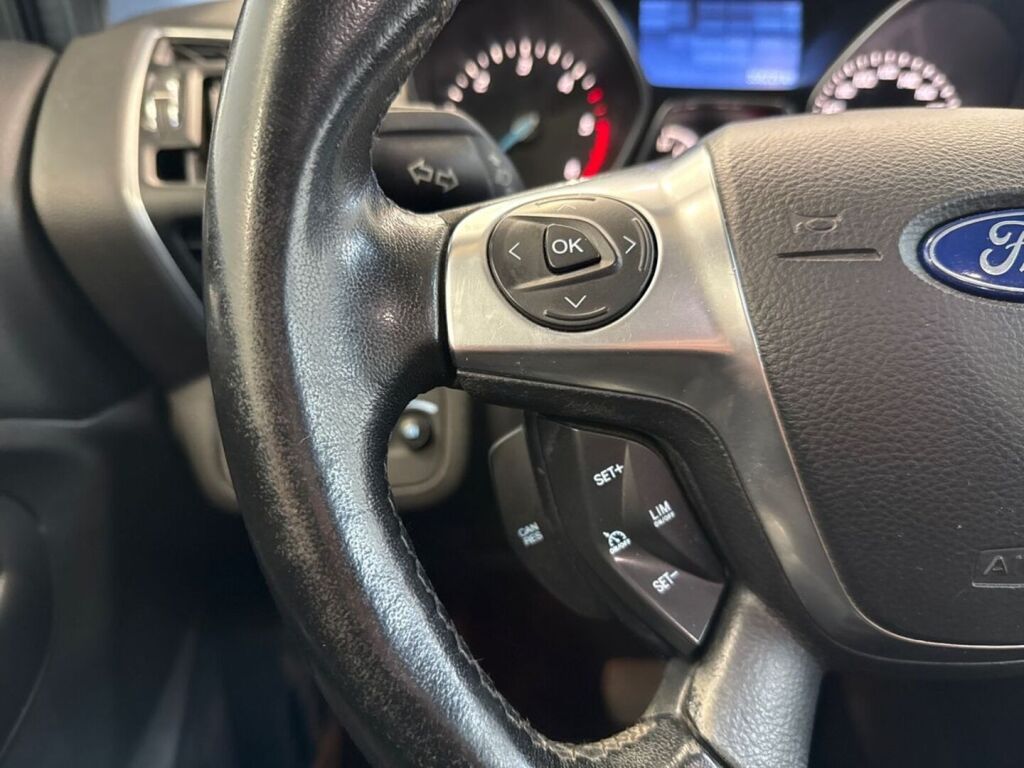 Ford Kuga 2014 Vihreä