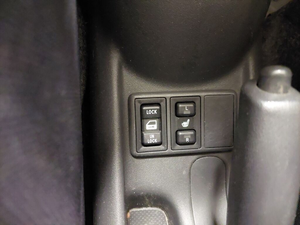 Toyota Yaris 2005 Hopea