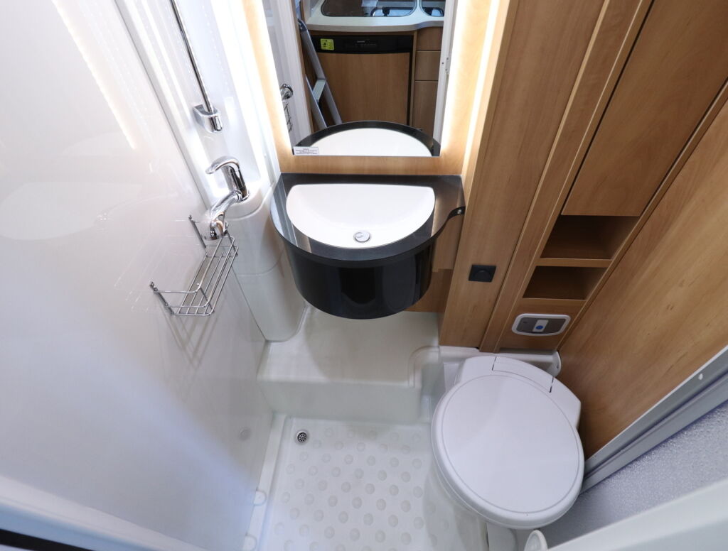 Dethleffs Globebus I 011 2014 Valkoinen