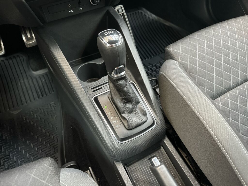 Skoda Fabia 2015 Hopea