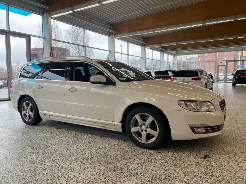 Volvo V70 2015 Valkoinen
