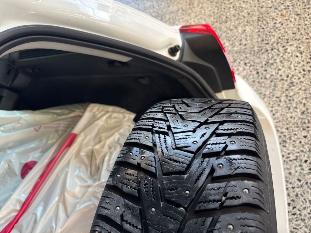 Volvo V70 2015 Valkoinen