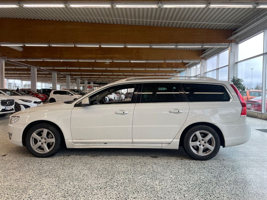 Volvo V70 2015 Valkoinen