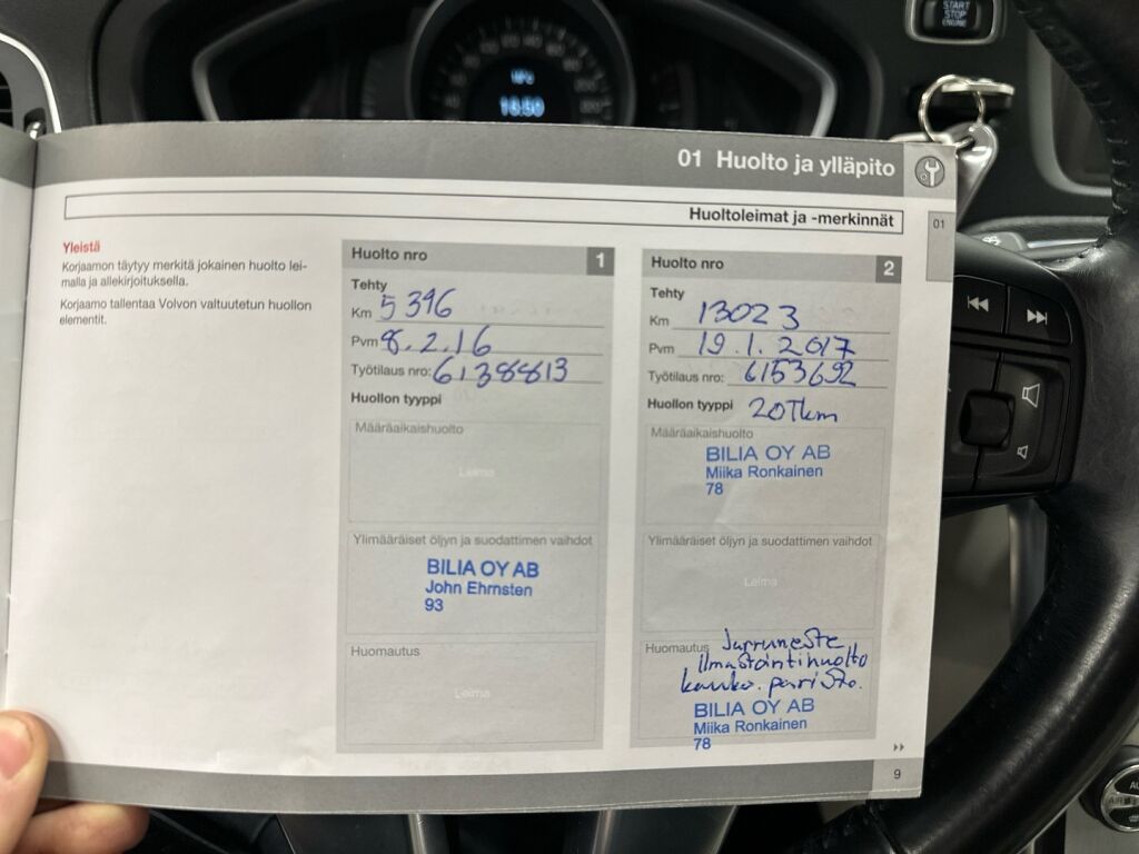 Volvo V40 2015 Sininen