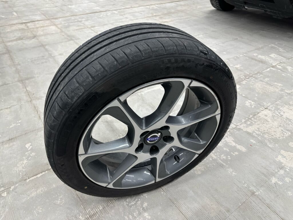 Volvo V40 2015 Sininen