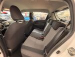 Toyota Yaris 2015 Valkoinen